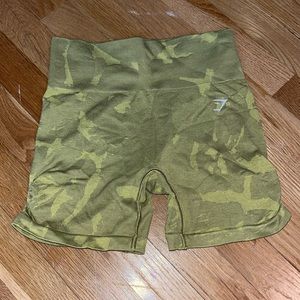 ADAPT CAMO SEAMLESS SHORTS